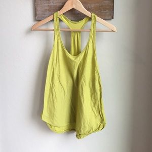 Lululemon tank size 6